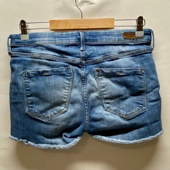 H&M Jean Shorts Women's Size 10 Blue Distressed High Waist Cut Off Raw Hem Denim - Picture 2 of 9